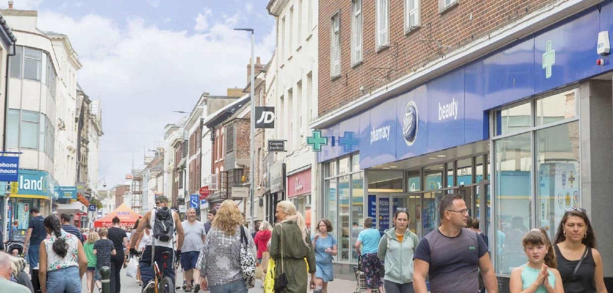 69-70 High St, Barnstaple for sale Primary Photo- Image 1 of 1