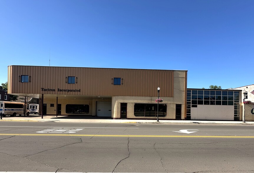 620 E Howard St, Hibbing, MN for sale - Primary Photo - Image 1 of 19