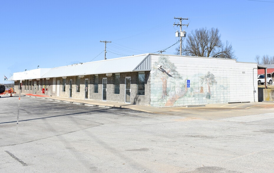 77-115 W Old Mill Rd, Fair Grove, MO for sale - Building Photo - Image 1 of 1