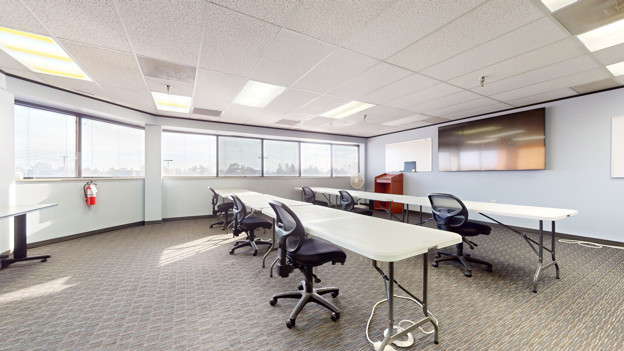 315 E Eisenhower Pky, Ann Arbor, MI to rent Interior Photo- Image 1 of 3