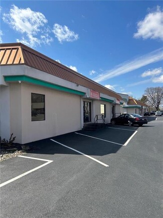 More details for 1710 MacArthur Rd, Whitehall, PA - Retail for Rent