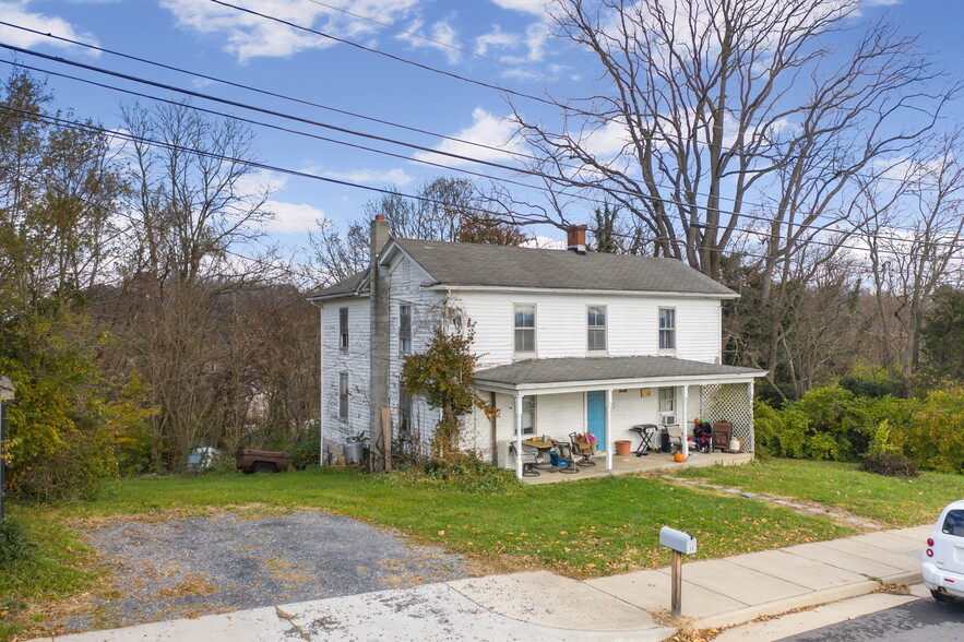 10 W Strasburg Rd, Front Royal, VA for sale - Building Photo - Image 2 of 20