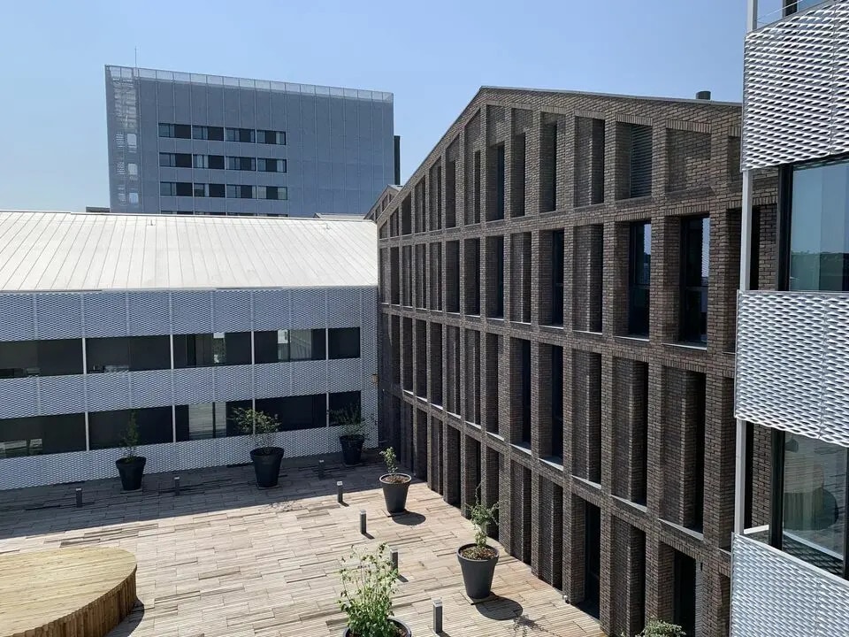 Office in Bordeaux to rent Building Photo- Image 1 of 13