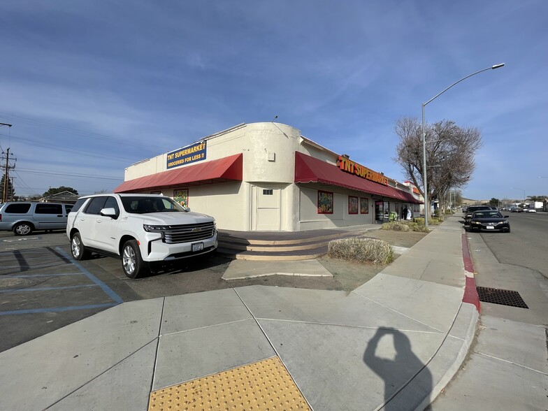 801 Skyline Blvd, Avenal, CA for sale - Building Photo - Image 1 of 1