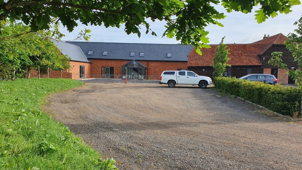 Station Rd, Swanbourne for sale - Primary Photo - Image 1 of 1