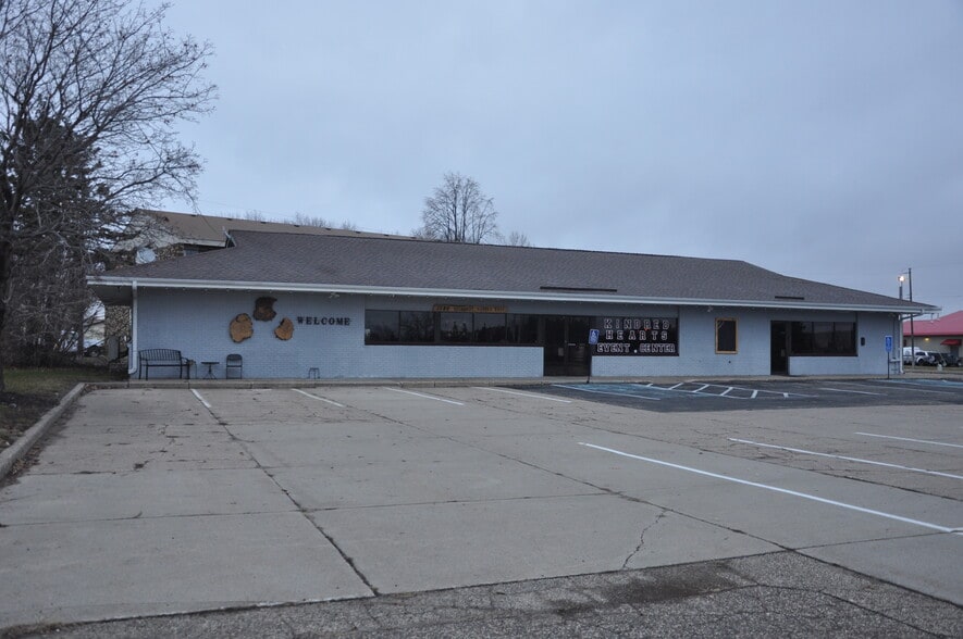 1549 E Broadway St, Monticello, MN for sale - Building Photo - Image 1 of 16