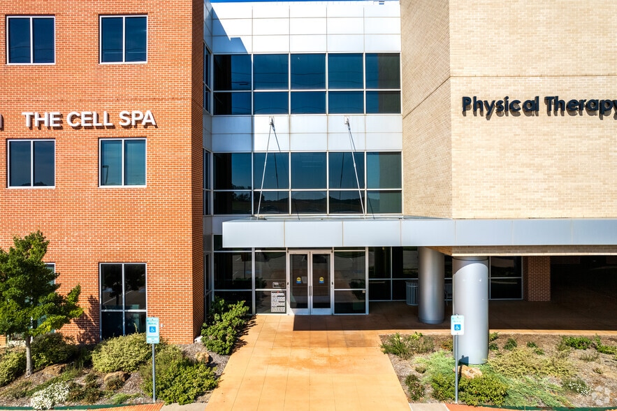 2800 E State Highway 114, Trophy Club, TX to rent - Building Photo - Image 3 of 8