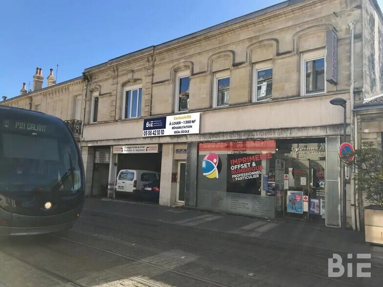 Office in Bordeaux to rent - Building Photo - Image 2 of 8