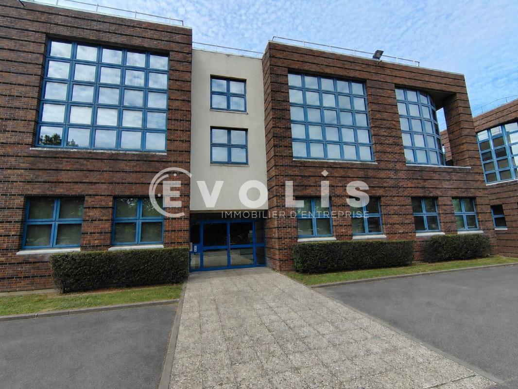 Light Industrial in Villiers-sur-Marne to rent Building Photo- Image 1 of 7