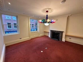 8 Norfolk Row, Sheffield for rent Interior Photo- Image 1 of 4