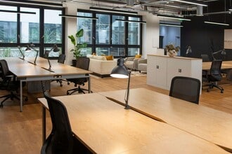Greyfriars Rd, Cardiff to rent Interior Photo- Image 1 of 13