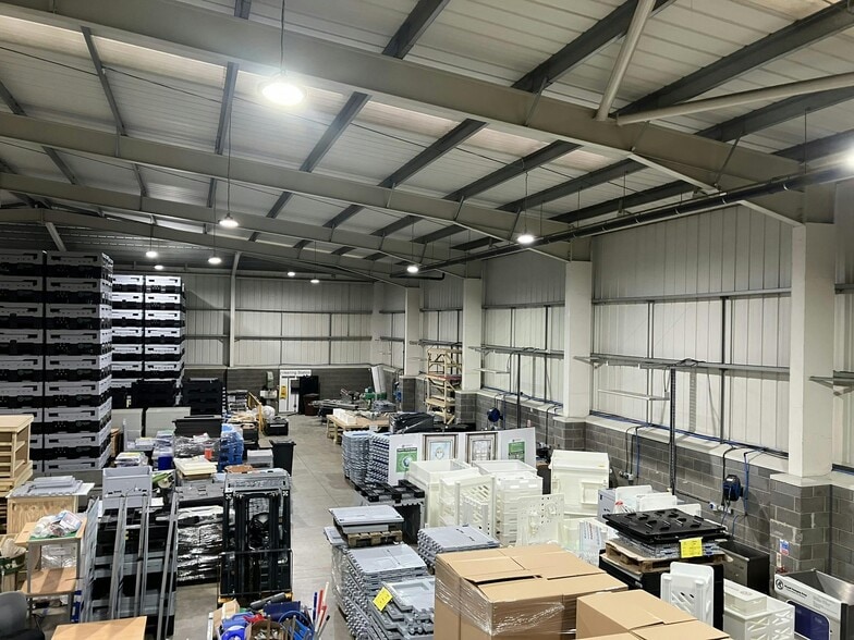 Albright Rd, Widnes to rent - Building Photo - Image 2 of 4