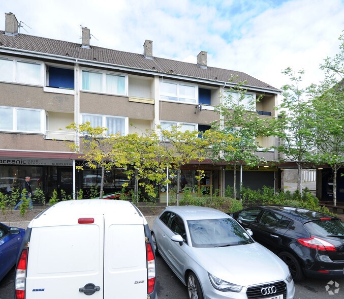 13-15 Murray Sq, East Kilbride for sale - Primary Photo - Image 1 of 1