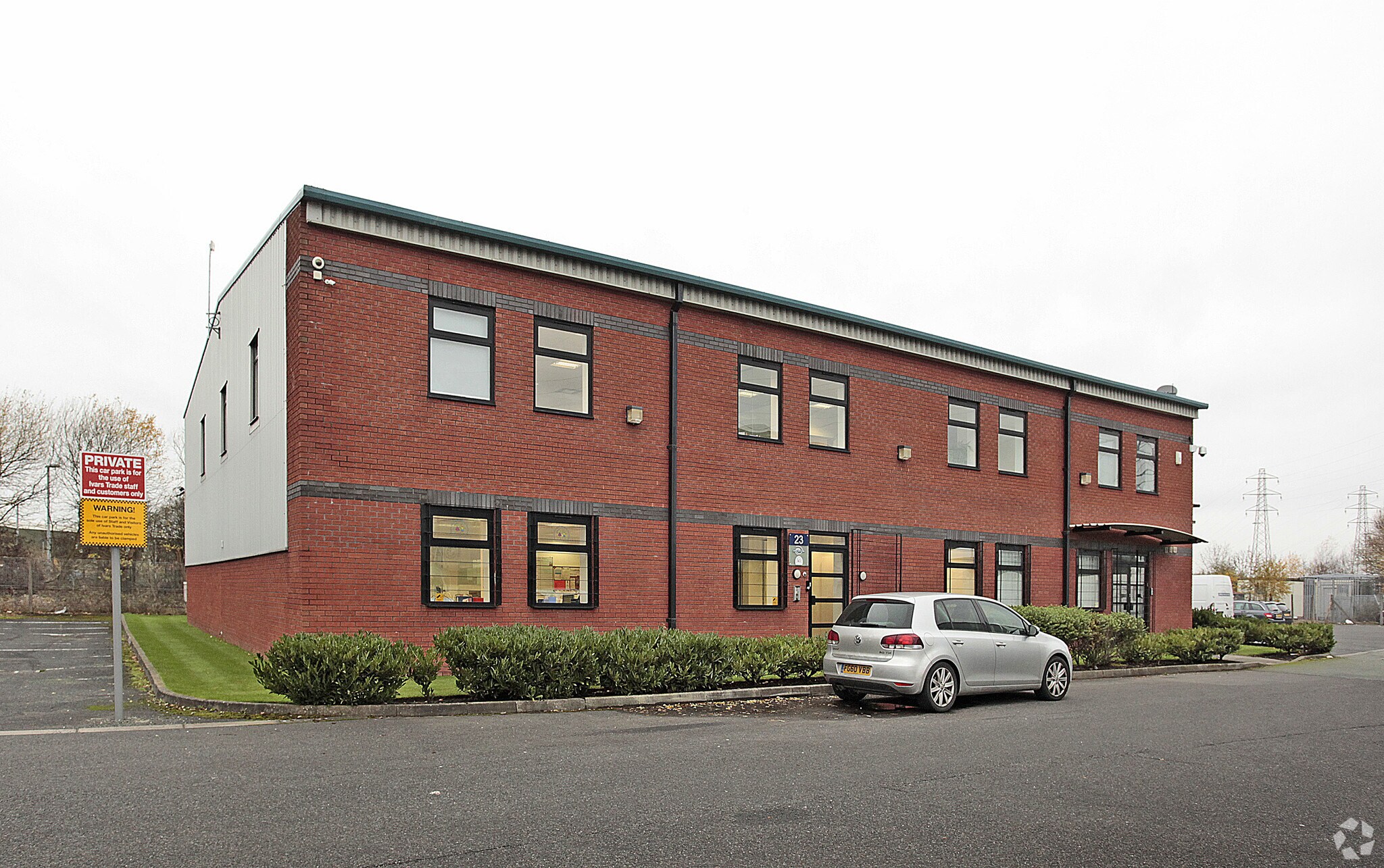 Broadgate, Oldham for sale Primary Photo- Image 1 of 1