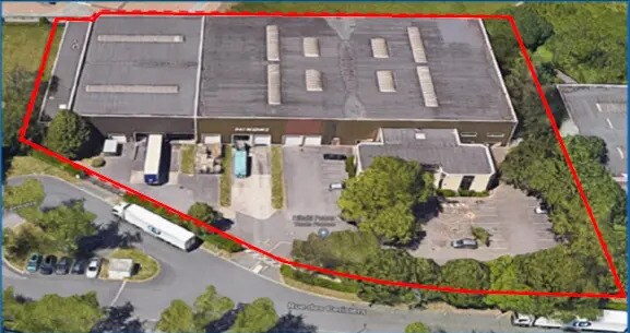 Industrial in Lisses to rent - Building Photo - Image 2 of 11