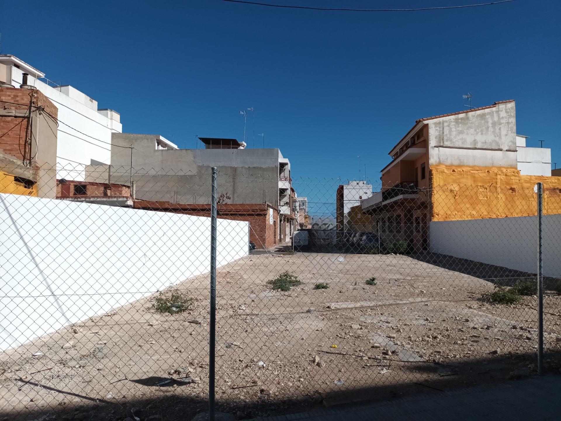 Land in Algemesí, Valencia to rent Primary Photo- Image 1 of 2
