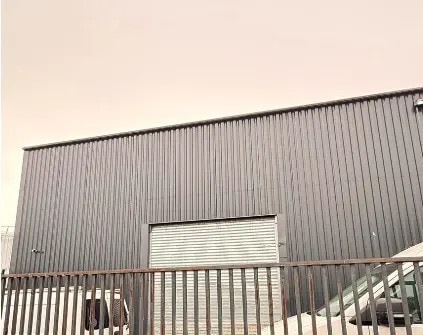 Industrial in Montreuil to rent - Building Photo - Image 1 of 4