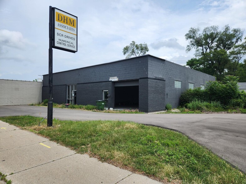 3142 Coolidge Hwy, Berkley, MI for rent - Building Photo - Image 1 of 1