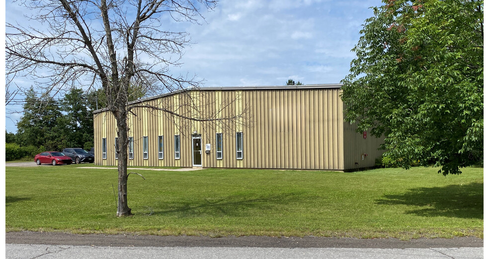 38 Bruce Cres, Carleton Place, ON for sale - Building Photo - Image 1 of 11