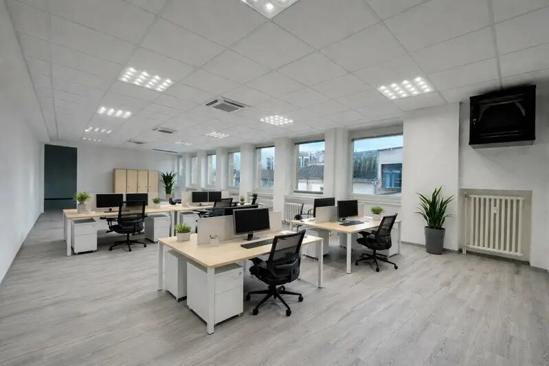 Location Bureaux 111 m² - Photo 1