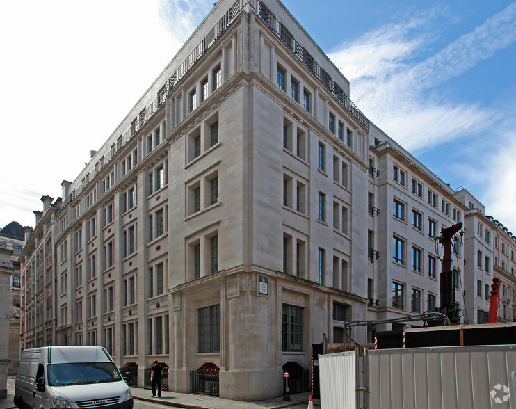 1 Kings Arms Yard, London for rent - Building Photo - Image 2 of 18