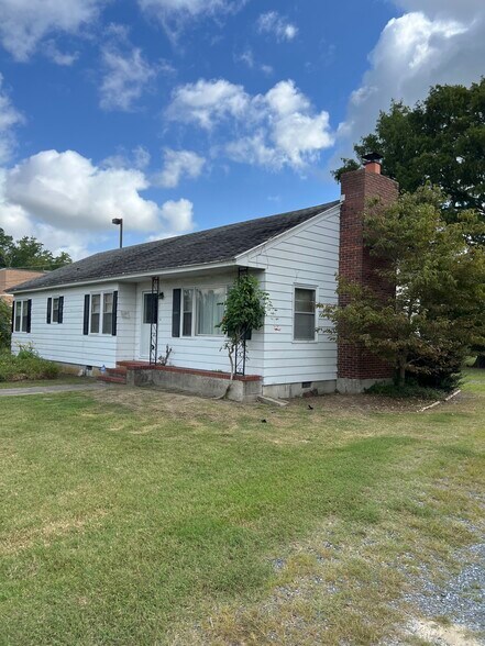 38173 Dupont Blvd, Selbyville, DE for sale - Building Photo - Image 2 of 12