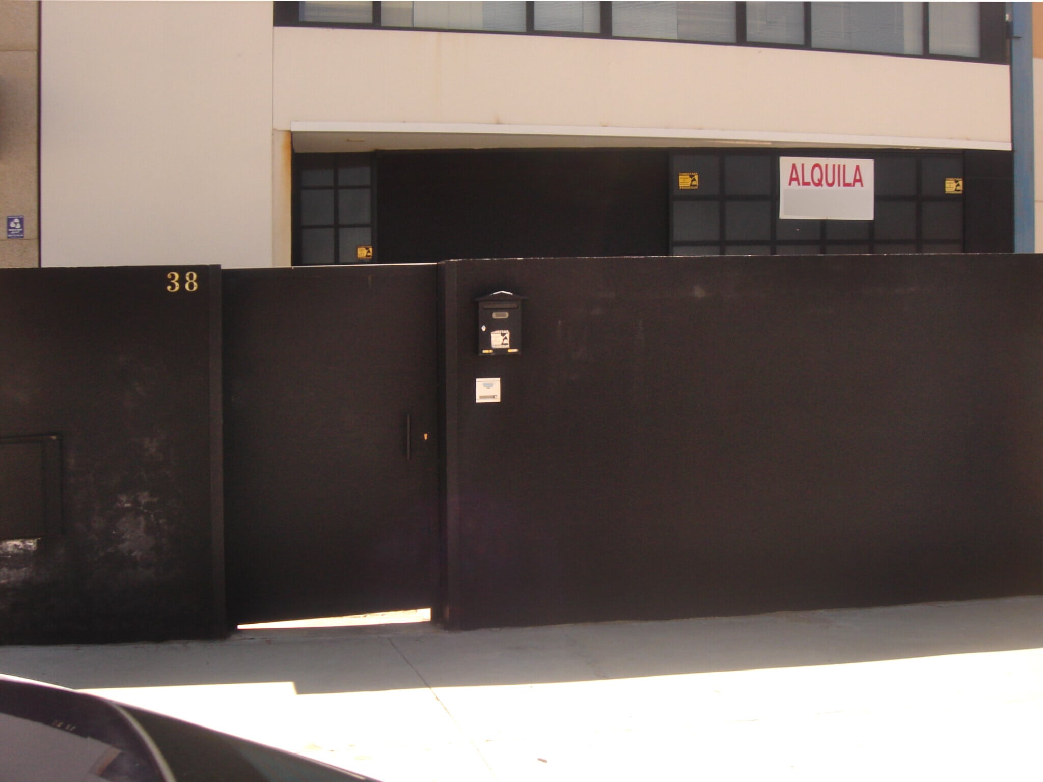 Calle Monte Boyal, 38, Casarrubios del Monte, Toledo to rent Primary Photo- Image 1 of 5