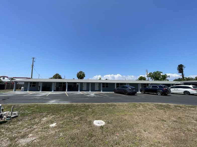 10151 Tamiami Trl, Punta Gorda, FL for sale - Building Photo - Image 2 of 6