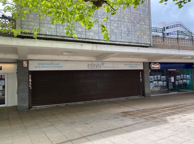 69 Southernhay, Basildon for sale - Building Photo - Image 1 of 1