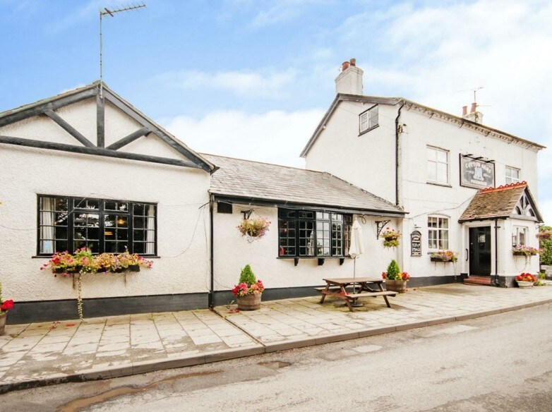 Cholmondeley Rd, Nantwich for sale Primary Photo- Image 1 of 1