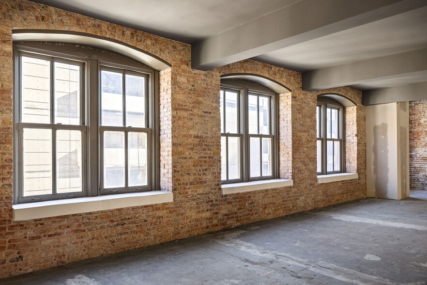 8 E Broadway, Salt Lake City, UT to rent - Interior Photo - Image 3 of 6