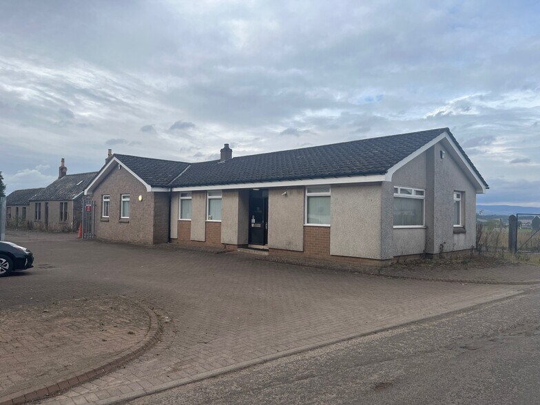 South Kingston, Forfar to rent - Building Photo - Image 1 of 3