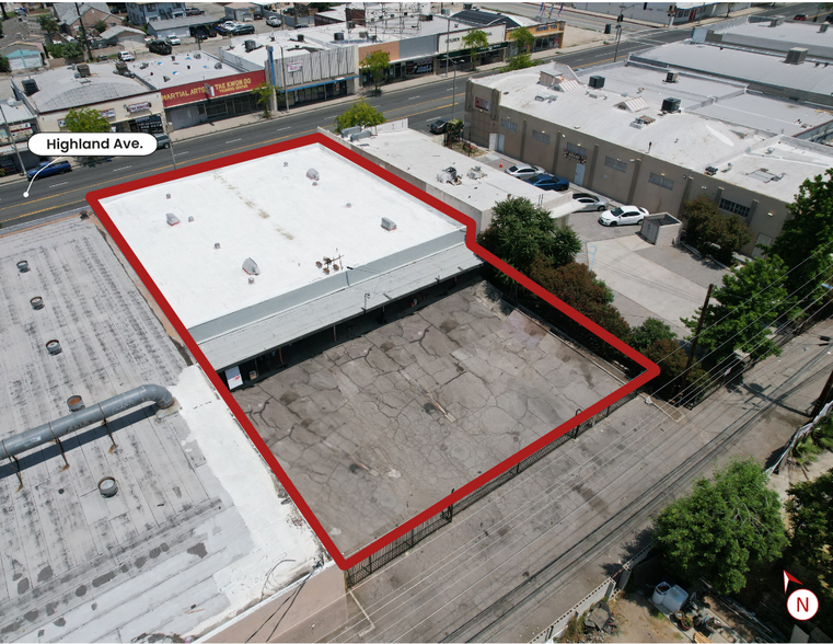 457 W Highland Ave, San Bernardino, CA for sale - Building Photo - Image 2 of 4