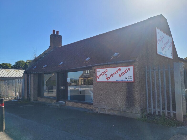 4 Main St, Brightons Retail for Rent UK