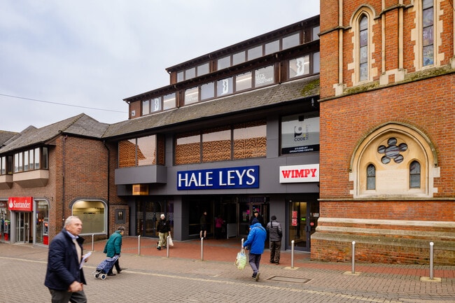 More details for High St, Aylesbury - Retail to Rent