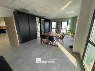 More details for 55 Rue Emile Zola, Décines-Charpieu - Light Industrial to Rent