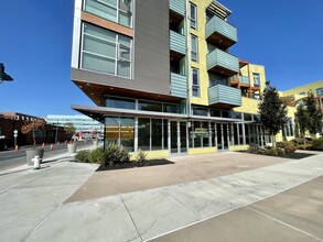 1333 Powell St, Emeryville, CA for rent Building Photo- Image 2 of 3