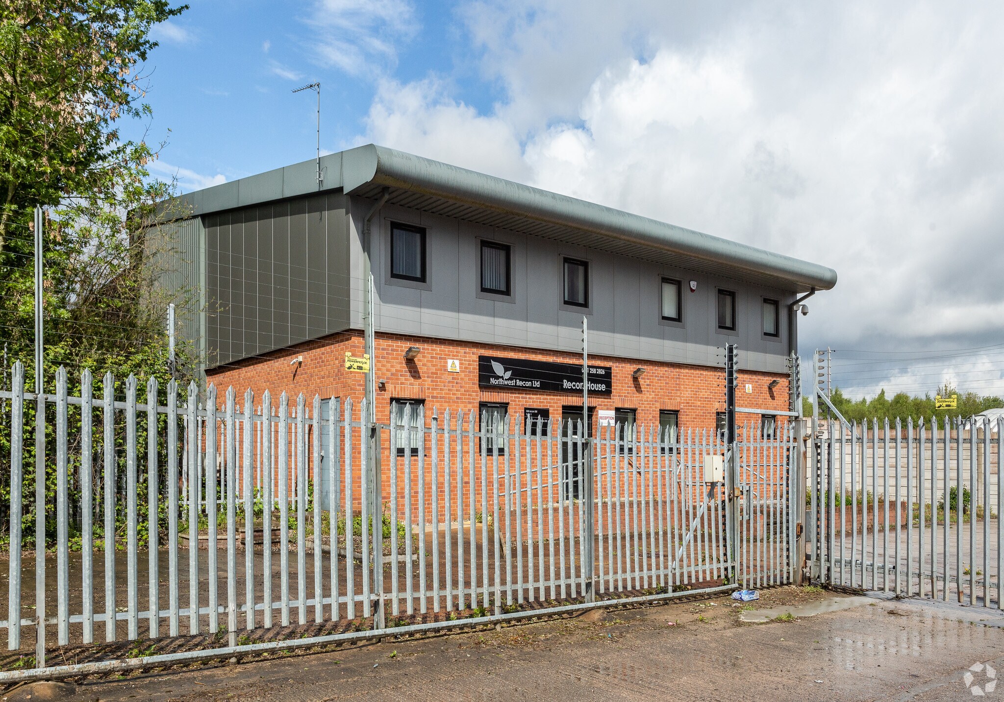 Moss Ln, Manchester for sale Primary Photo- Image 1 of 1