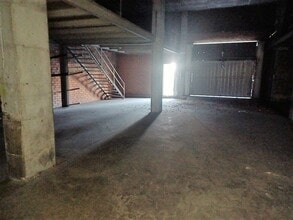 Retail in Reus, Tarragona to rent Interior Photo- Image 2 of 6