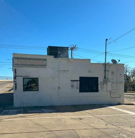 312 E Pennsylvania Ave, Fort Worth, TX for sale - Building Photo - Image 2 of 5