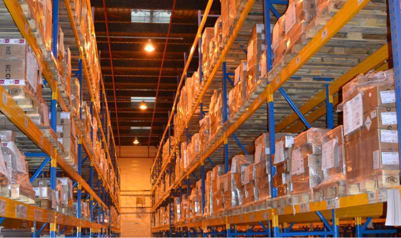 Light Industrial in Genas to rent - Interior Photo - Image 3 of 5