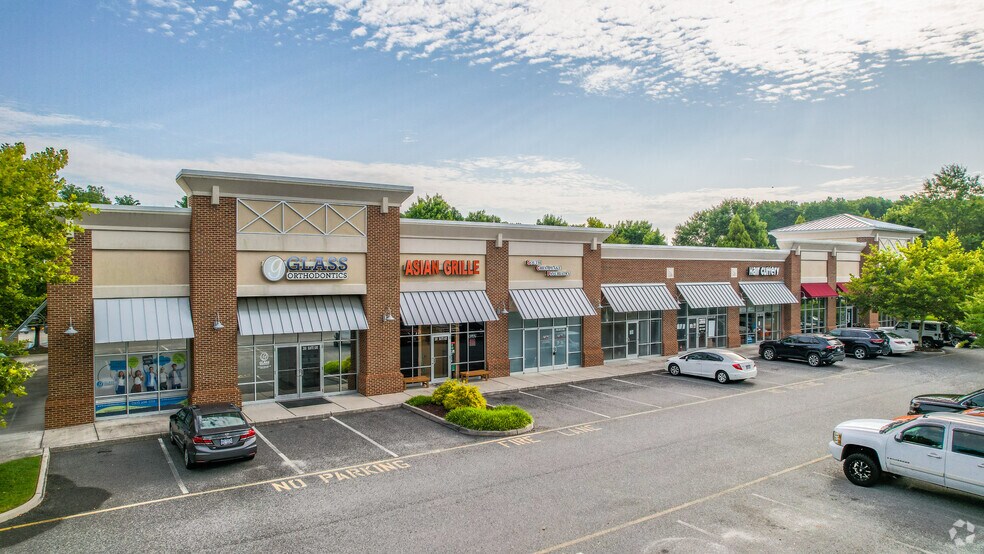 200 Carmichael Way, Chesapeake, VA 23322 UK