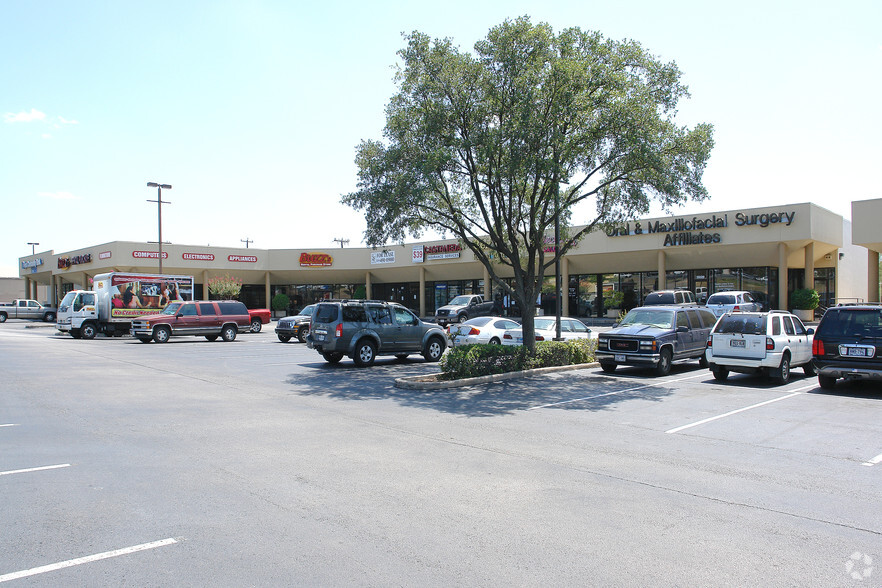 3305-3399 Wurzbach Rd, San Antonio, TX for rent - Building Photo - Image 1 of 6