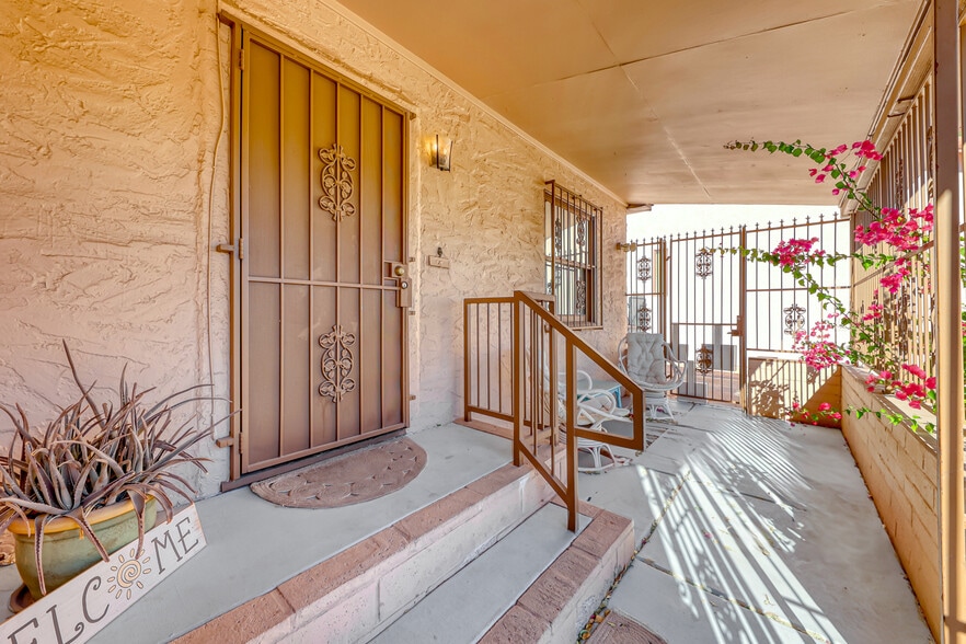 610 S 8th St, Las Vegas, NV to rent - Building Photo - Image 2 of 18