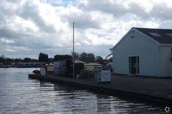 Venetian Marina, Nantwich for sale Primary Photo- Image 1 of 1