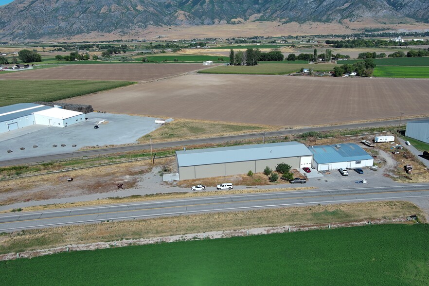 7550 north Hwy 7550 North Hwy 13, Elwood, UT for rent - Building Photo - Image 3 of 11