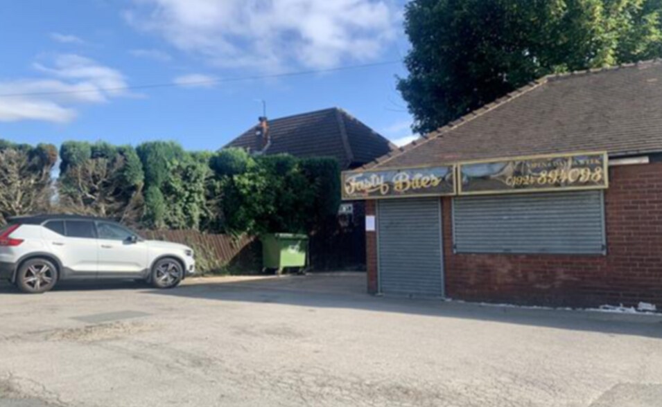 4 Station Rd, Normanton for sale - Building Photo - Image 1 of 1