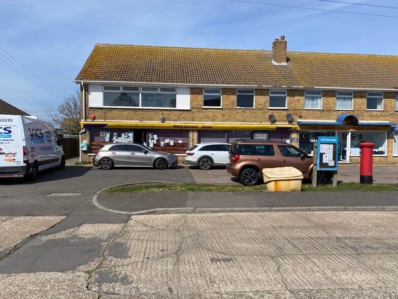 4-4A Taylor Rd, Romney Marsh to rent - Building Photo - Image 2 of 2
