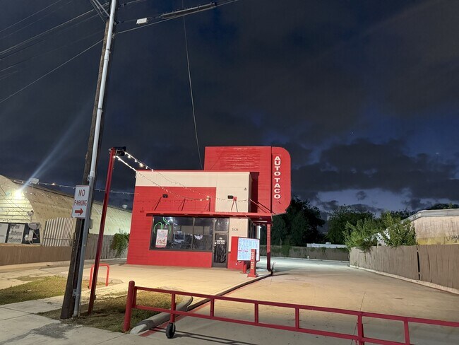 More details for 3436 Roosevelt Ave, San Antonio, TX - Retail to Rent
