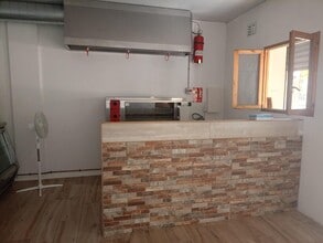 Retail in Malgrat de Mar, Barcelona to rent Interior Photo- Image 2 of 10